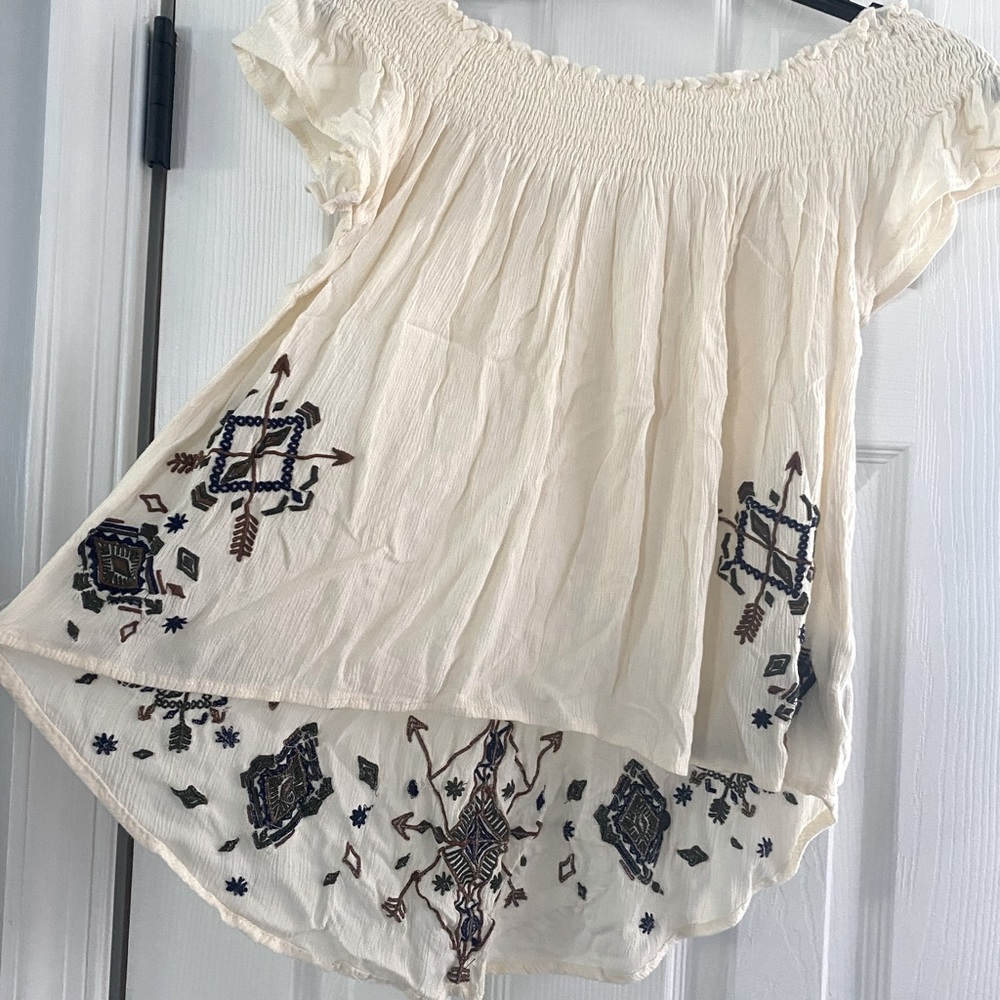 Pacsun embroidered off the shoulder top